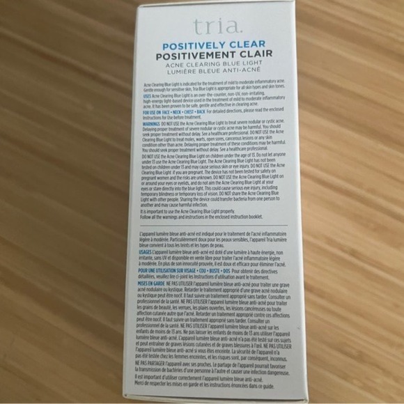 TRIA Positively Clear Acne Cleansing Blue Light New In Box - Picture 4 of 5